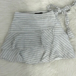 Forever 21 striped skirt size XS mini skirt blue white